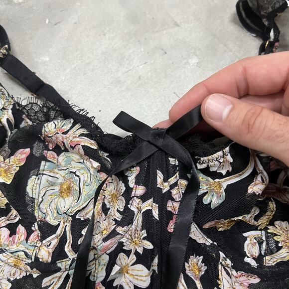 Rare Victoria's Secret Dream Angels Embroidered Unlined Bra Korset 34D Corset - Picture 3 of 8